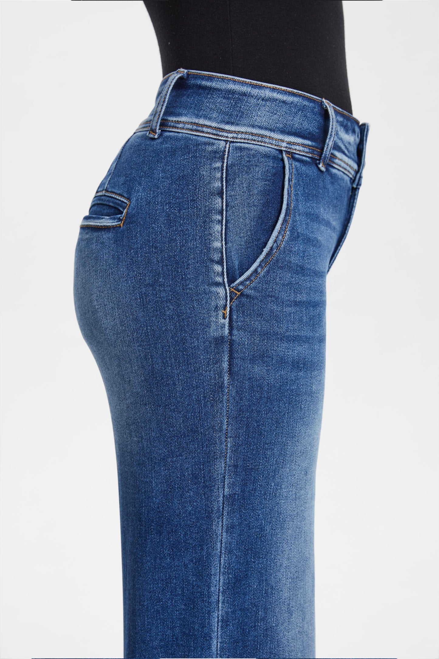 HIGH RISE STRAIGHT LEG