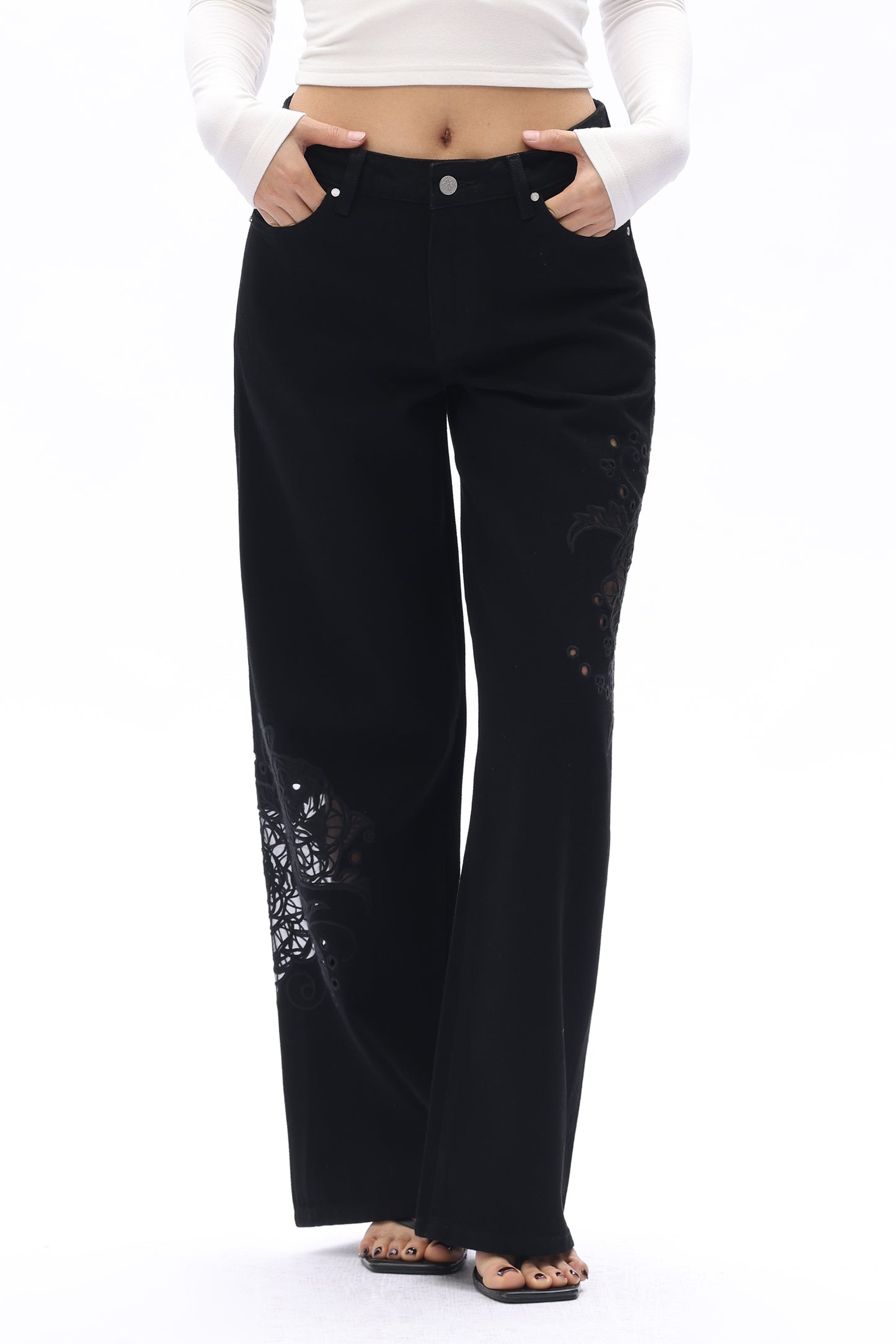 FLORA LOW RISE WIDE LEG