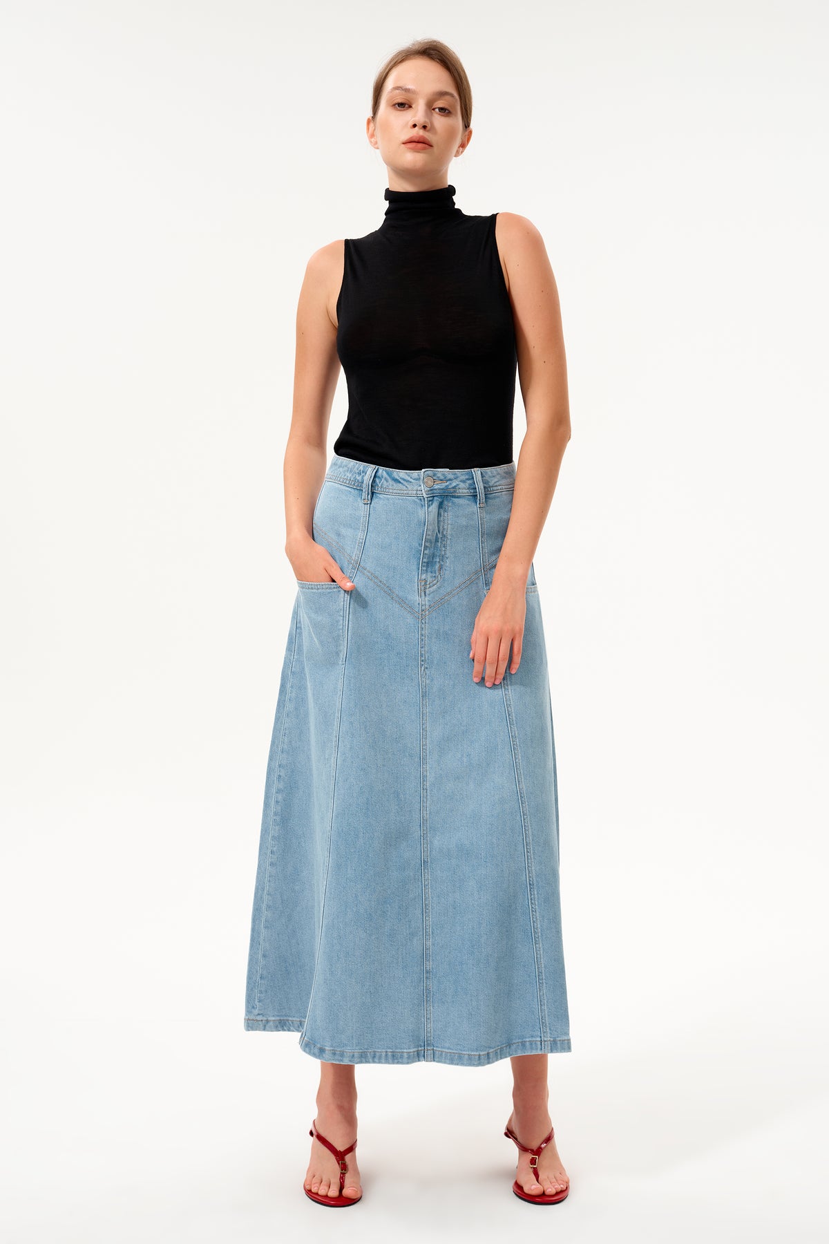 CAIUS MID RISE SKIRT
