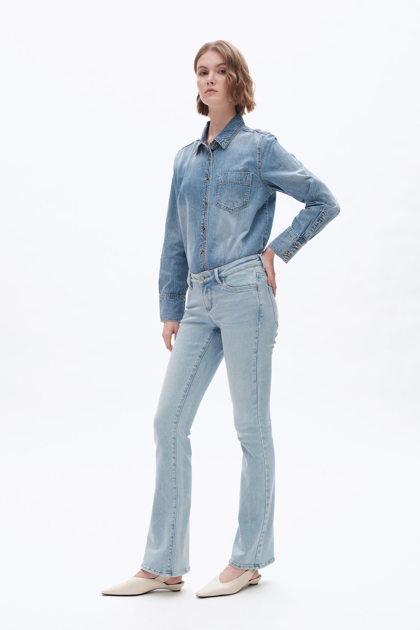 LOW RISE BOOTCUT DENIM JEANS BYF1167 (BYHE267) LIGHT BLUE