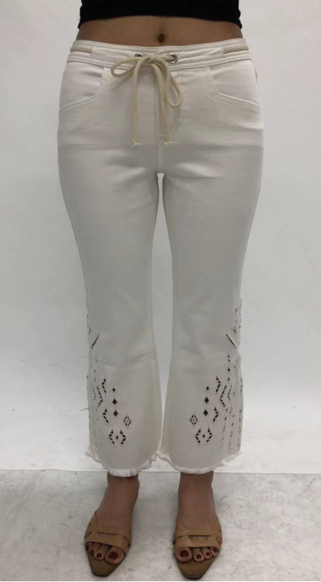 LOS ANGELES MID RISE  BOOTCUT CROPPED PANTS BYF1254