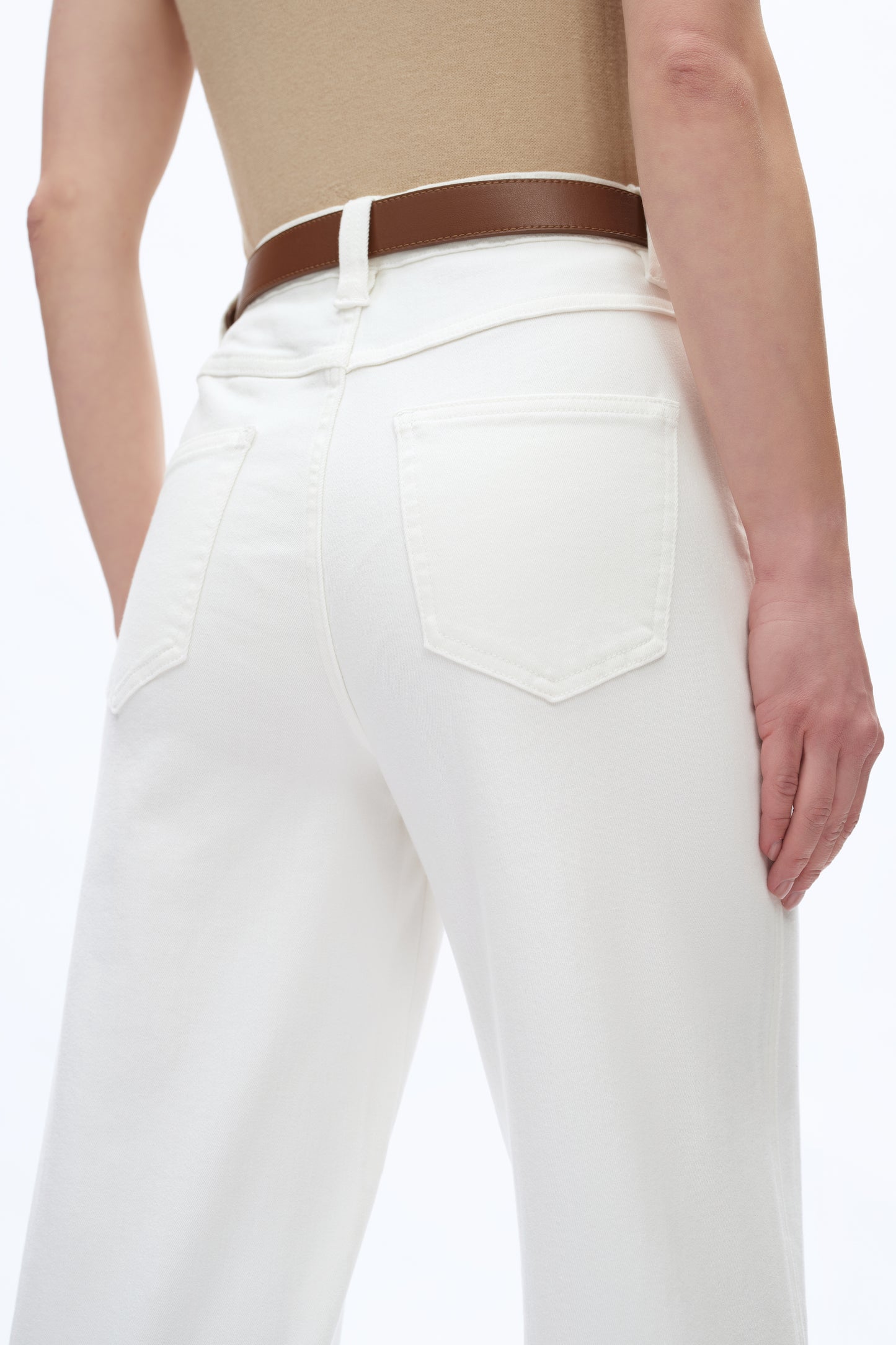 HIGH RISE RELAX STRAIGHT LEG PANTS BYT5266 (BYHE300) WHITE