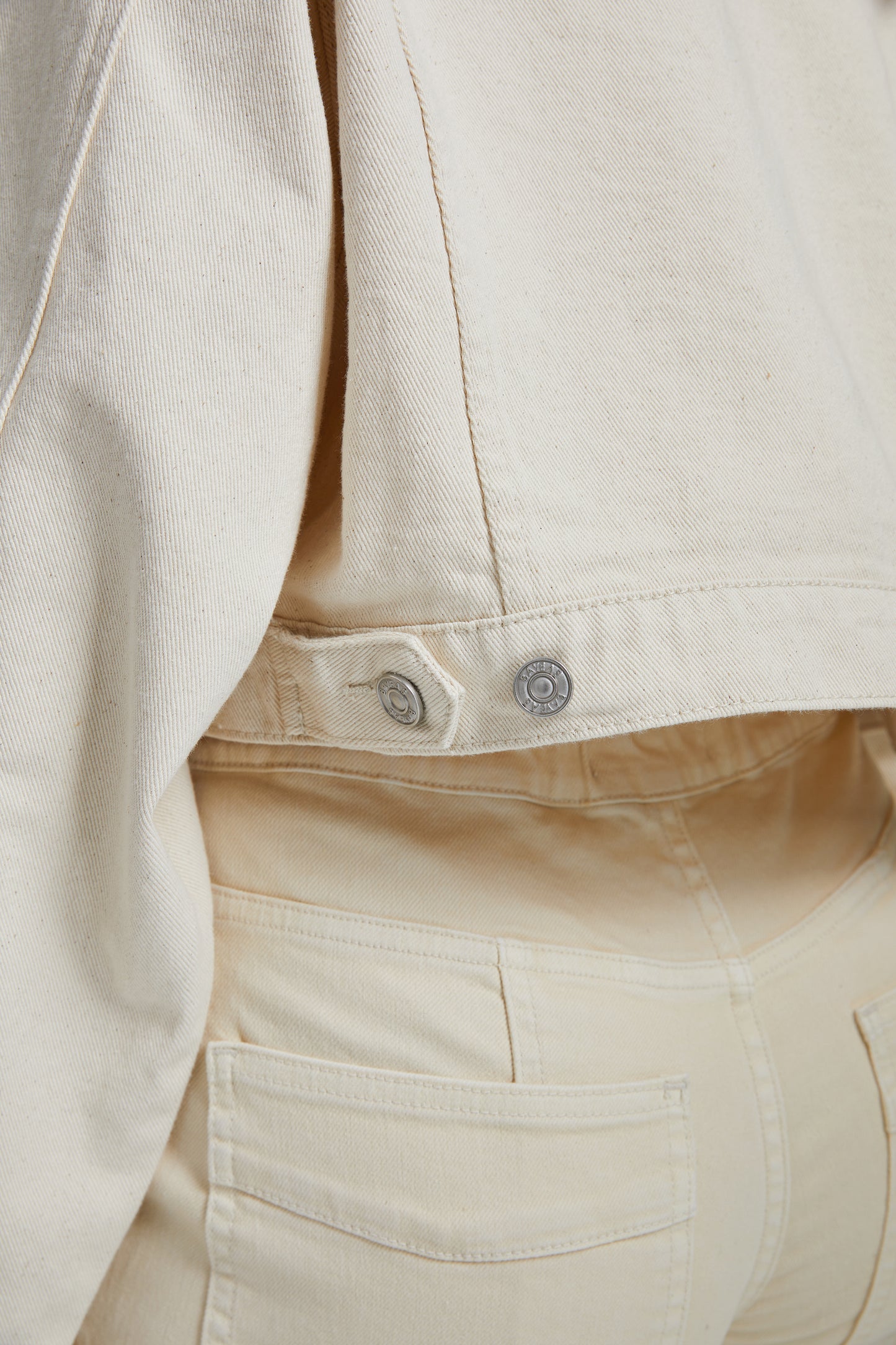 LONG SLEEVE JACKET