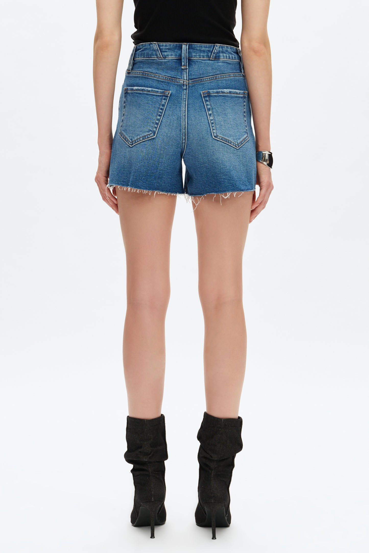 VALENTINE HIGH RISE SHORTS
