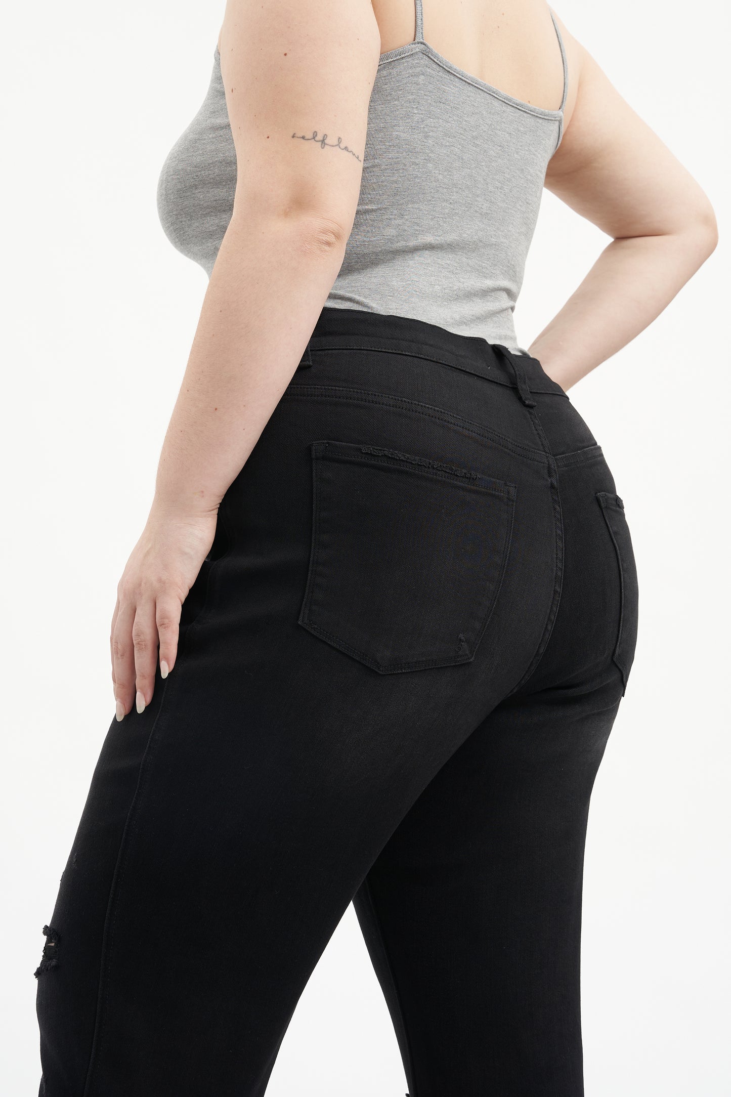 HIGH RISE CROPPED STRAIGHT JEANS BYT5164-P (BY4401A) BLACK PLUS SIZE