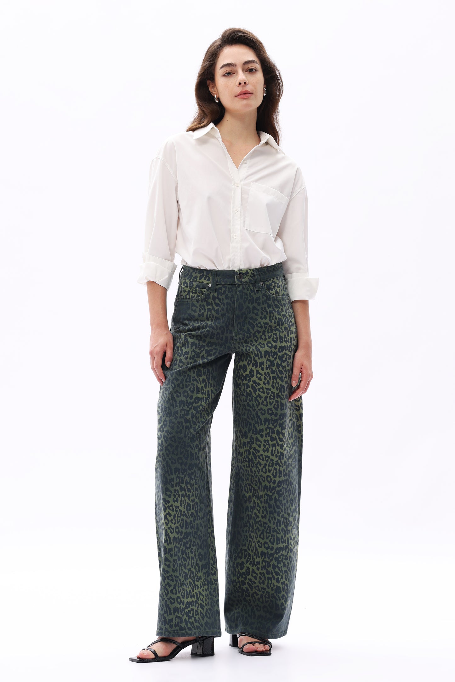 HIGH RISE BARREL LEG