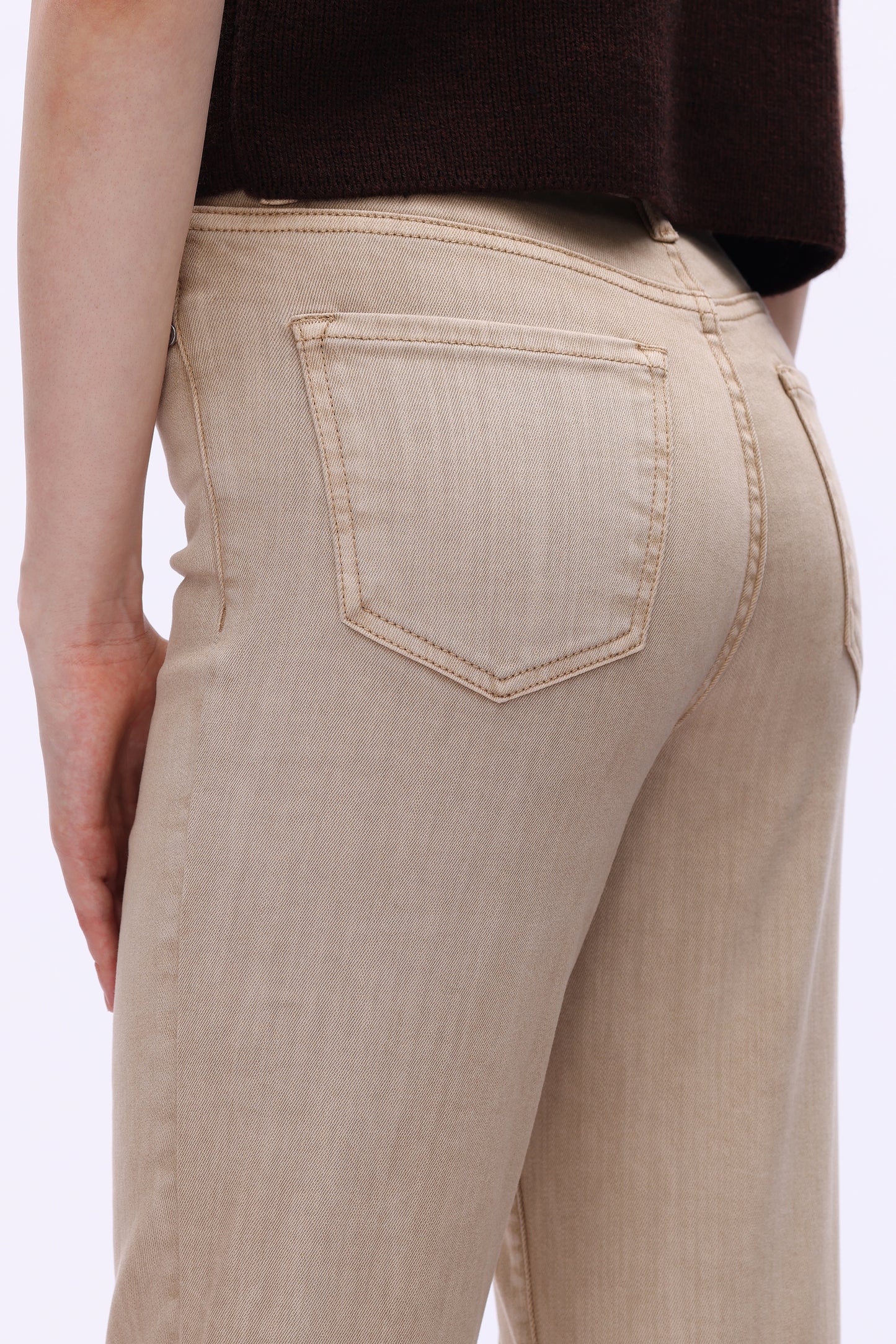 HIGH RISE STRAIGHT JEANS