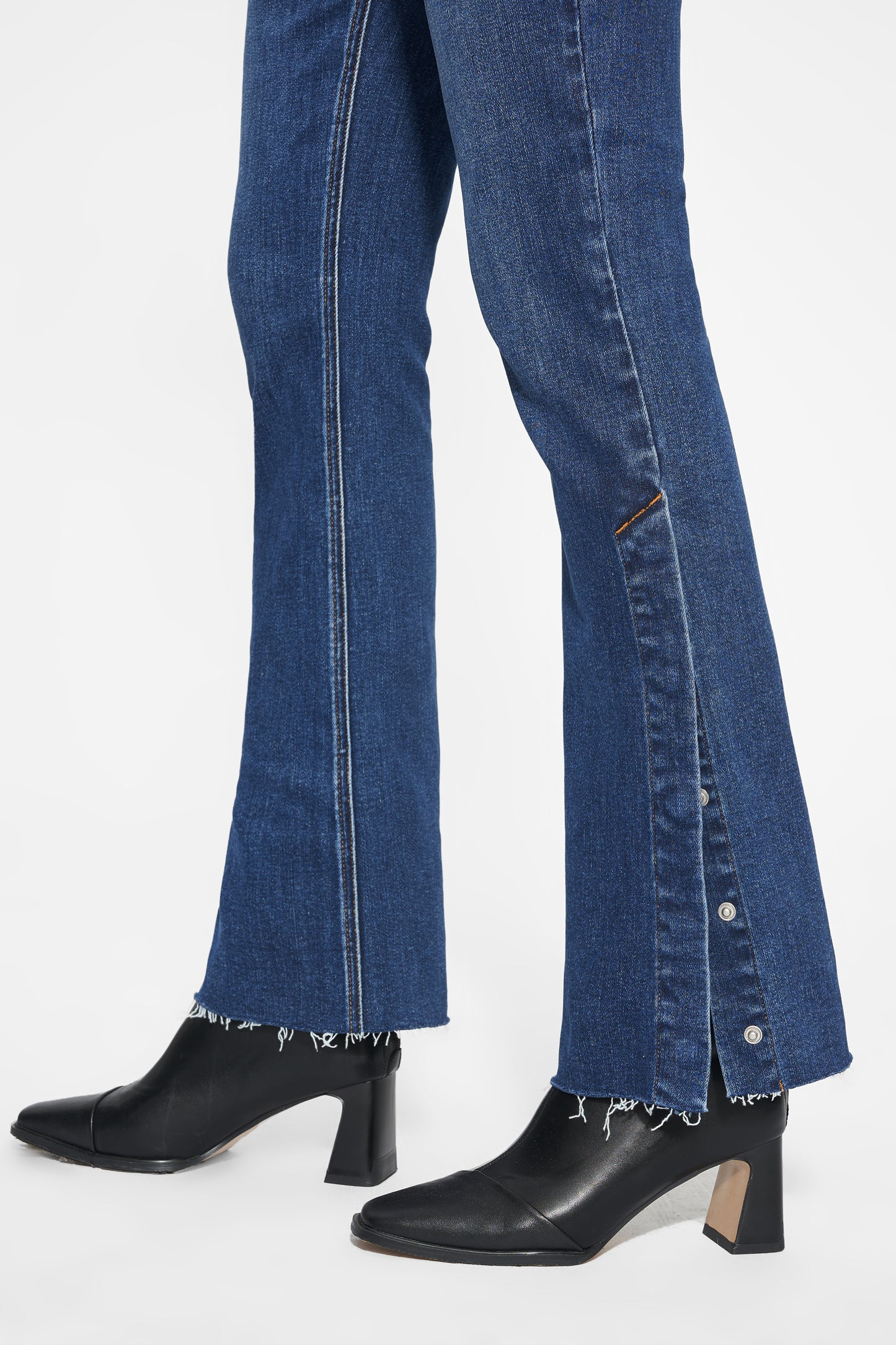 LUNNA HIGH RISE BOOTCUT DENIM JEANS BYF1151 (BYMJ111) DEEP SEA