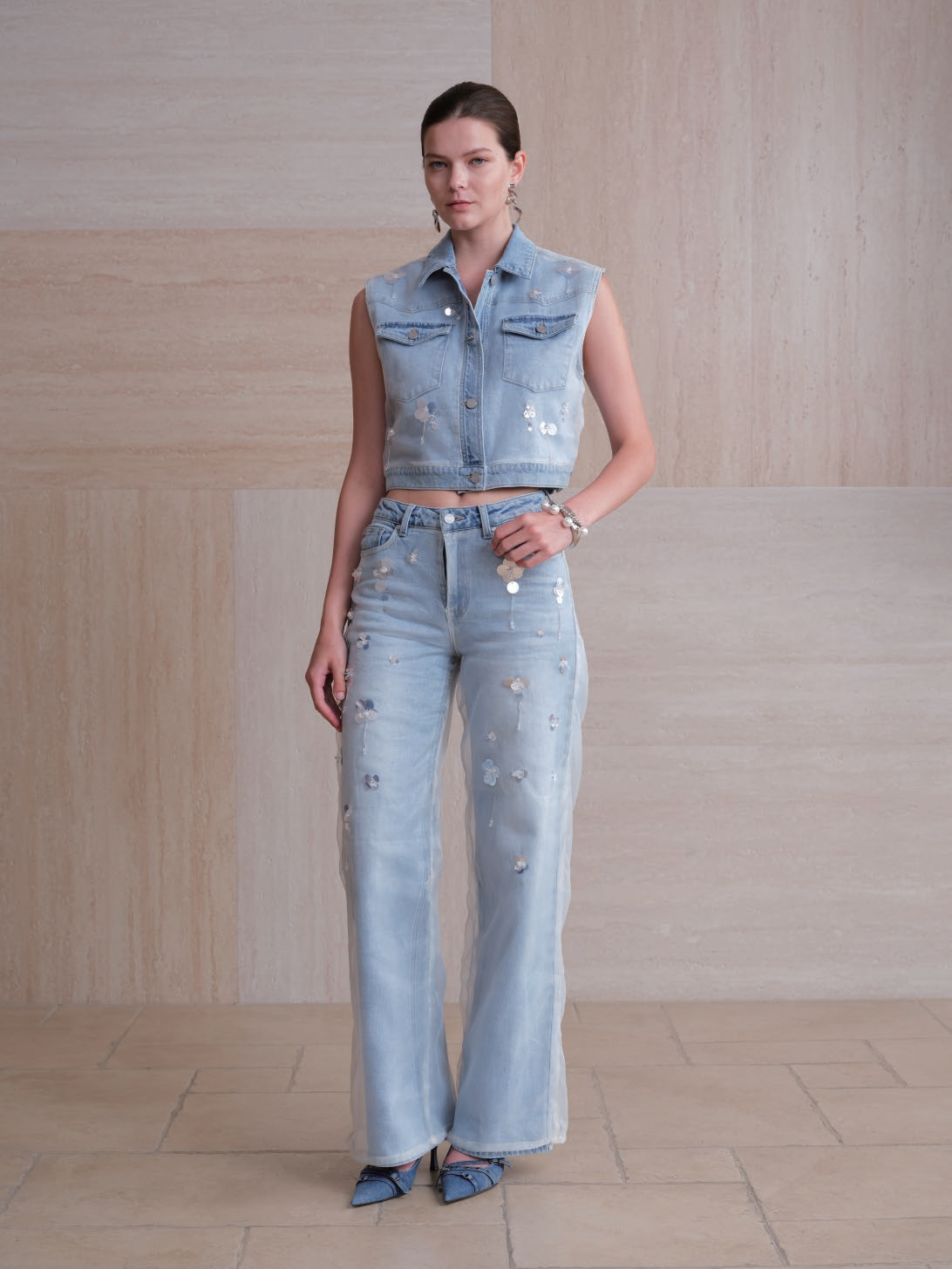 HONG KONG HIGH RISE STRAIGHT TALL JEANS BYT5368