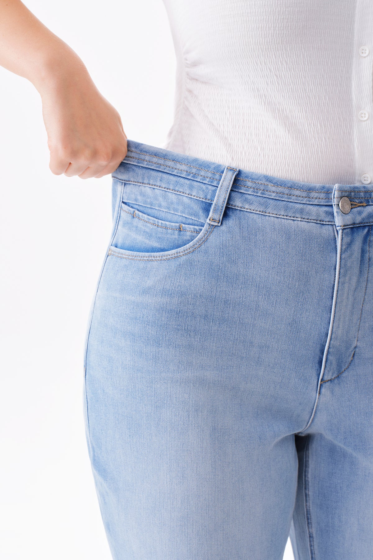 PLUS ULTRA HIGH RISE BOYFRIEND DENIM JEANS