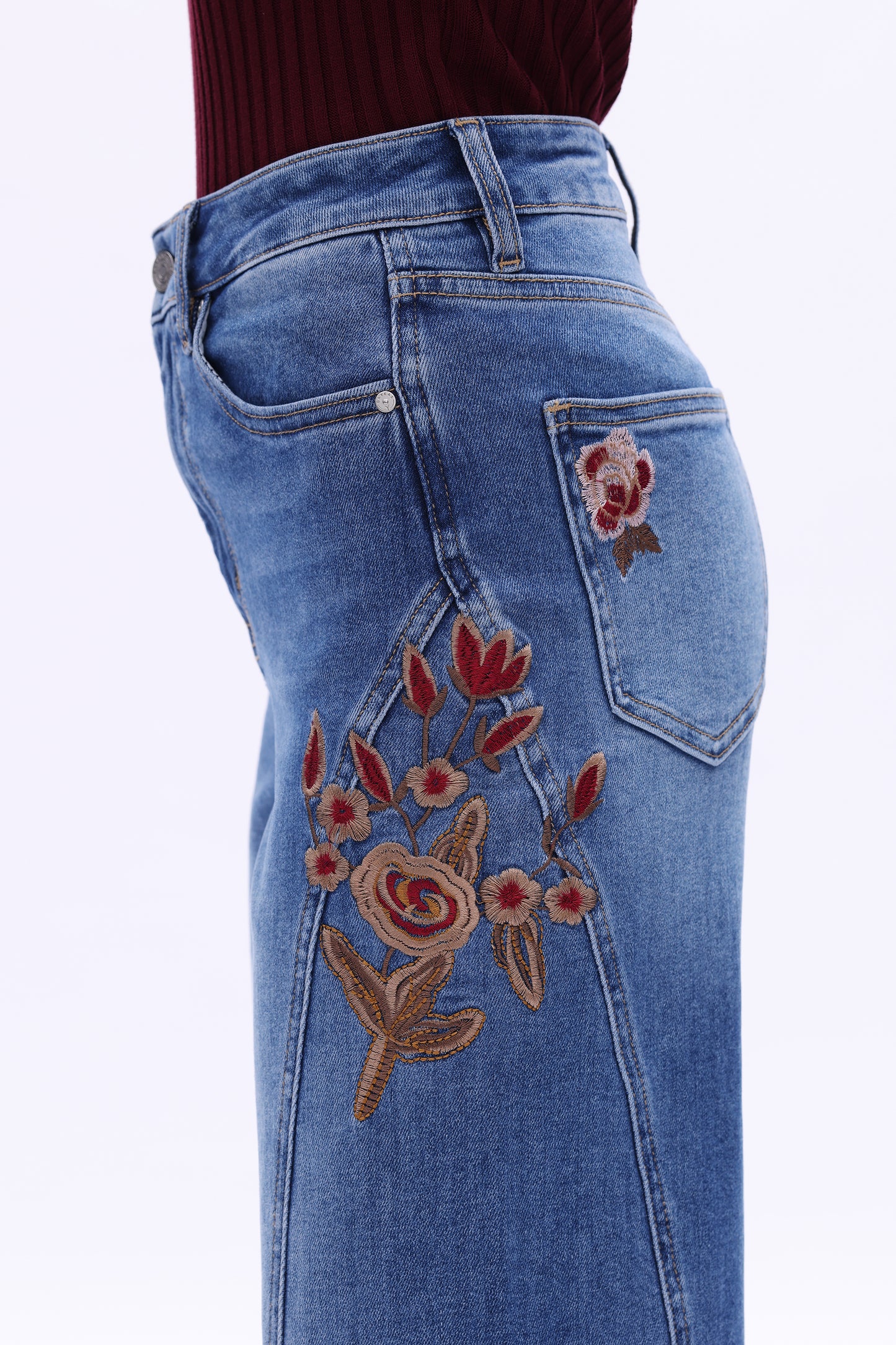 HIGH RISE EMBROIDERED WIDE LEG