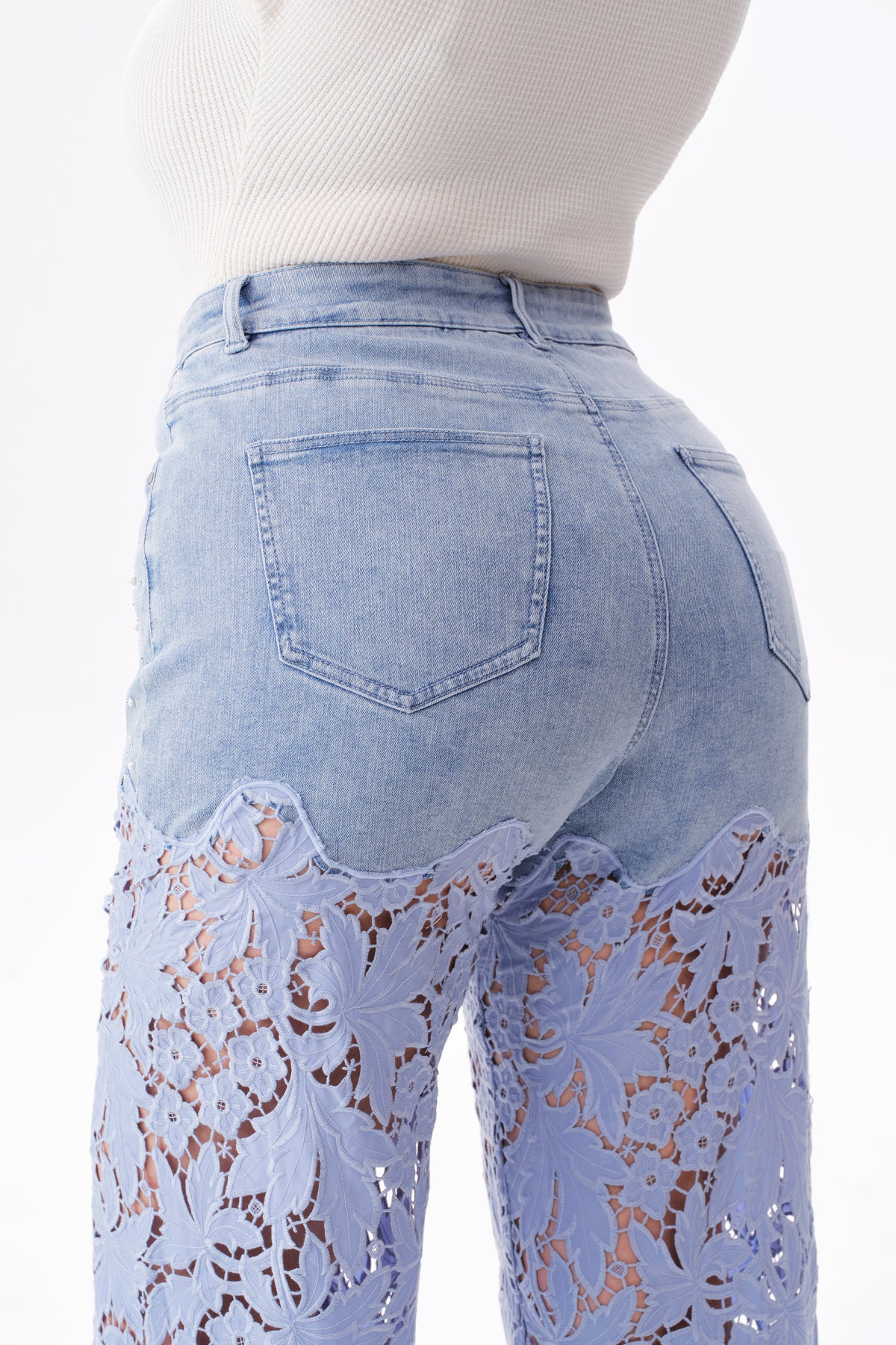 PLUS NEW YORK 30" FLORAL