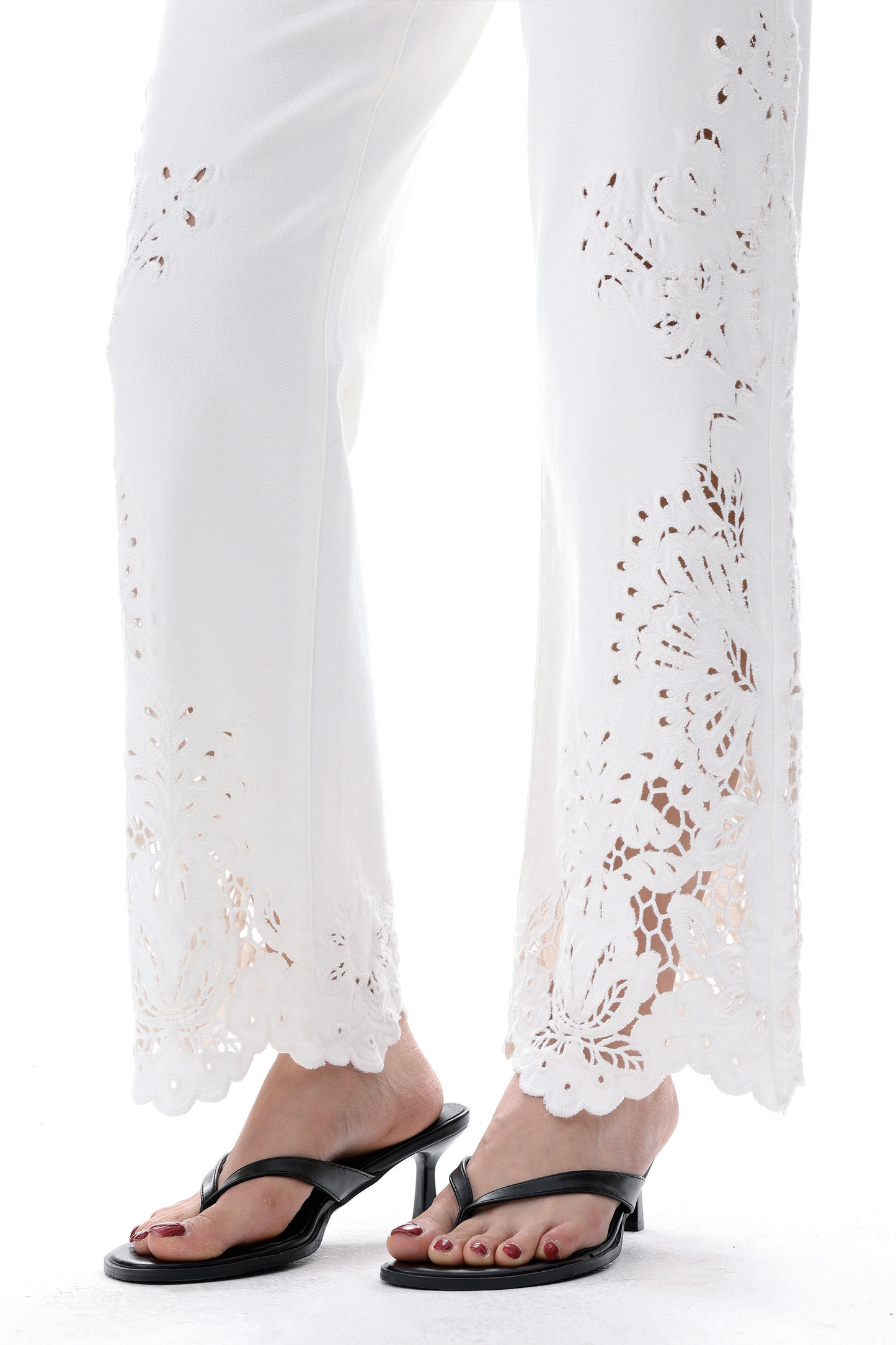 HONGKONG M-HIGH RISE STRAIGHT ANKLE JEANS BYT5370