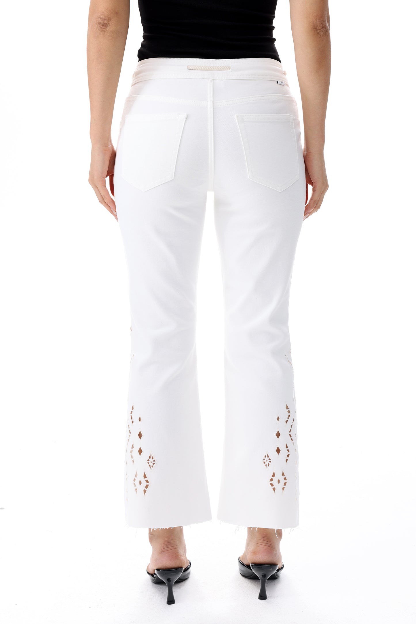 LOS ANGELES MID RISE  BOOTCUT CROPPED PANTS BYF1254