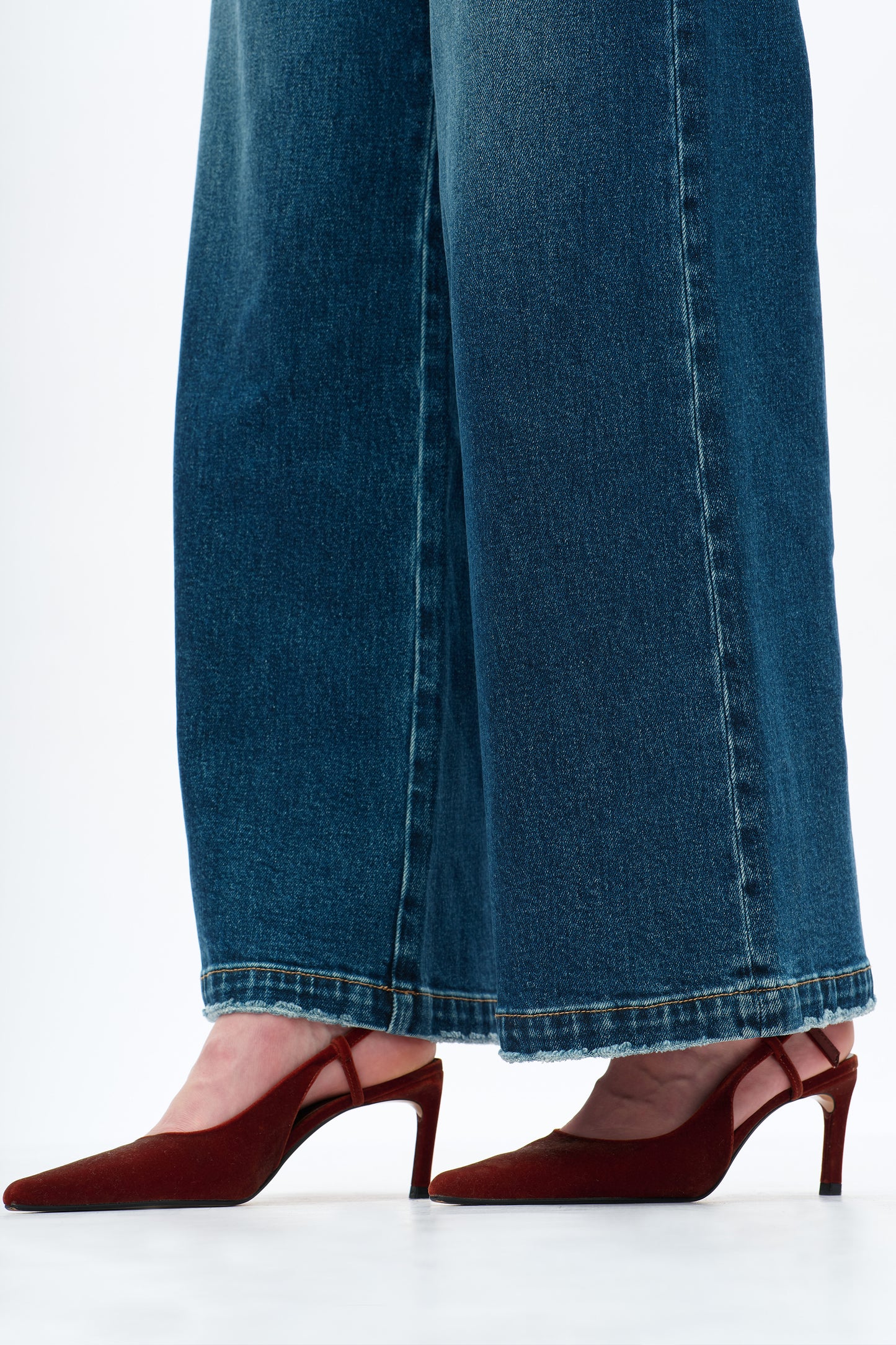 MID RISE WIDE LEG