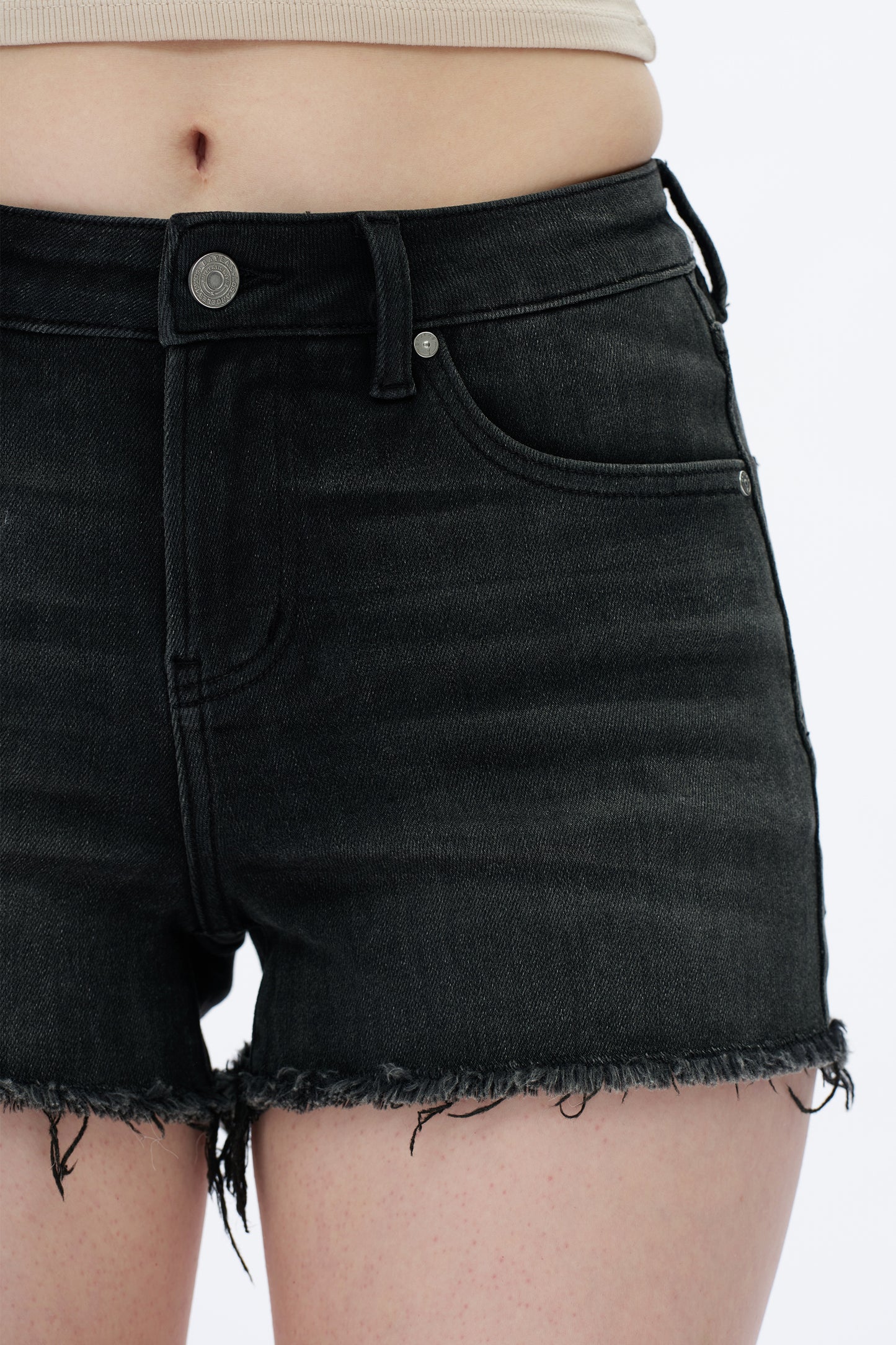 NOVA MID RISE SHORTS