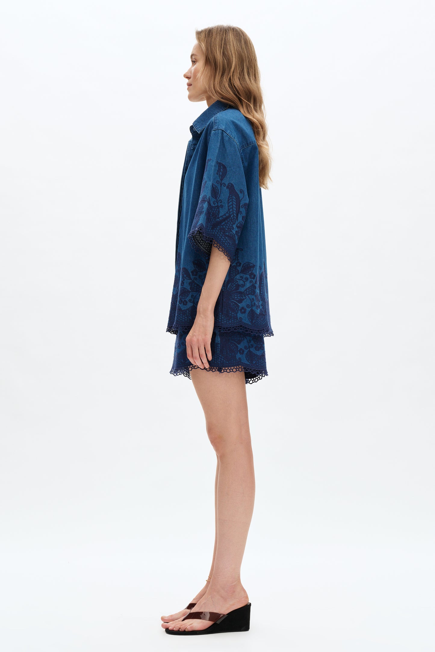 REYKJAVIK EMBROIDERED SHIRT