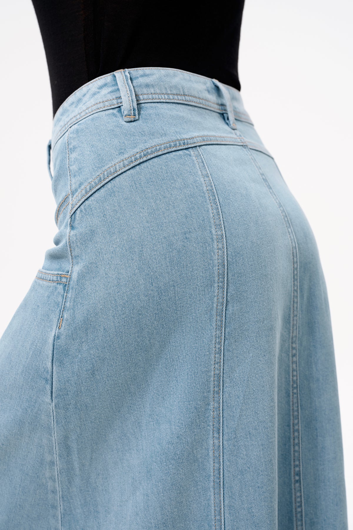 CAIUS MID RISE SKIRT