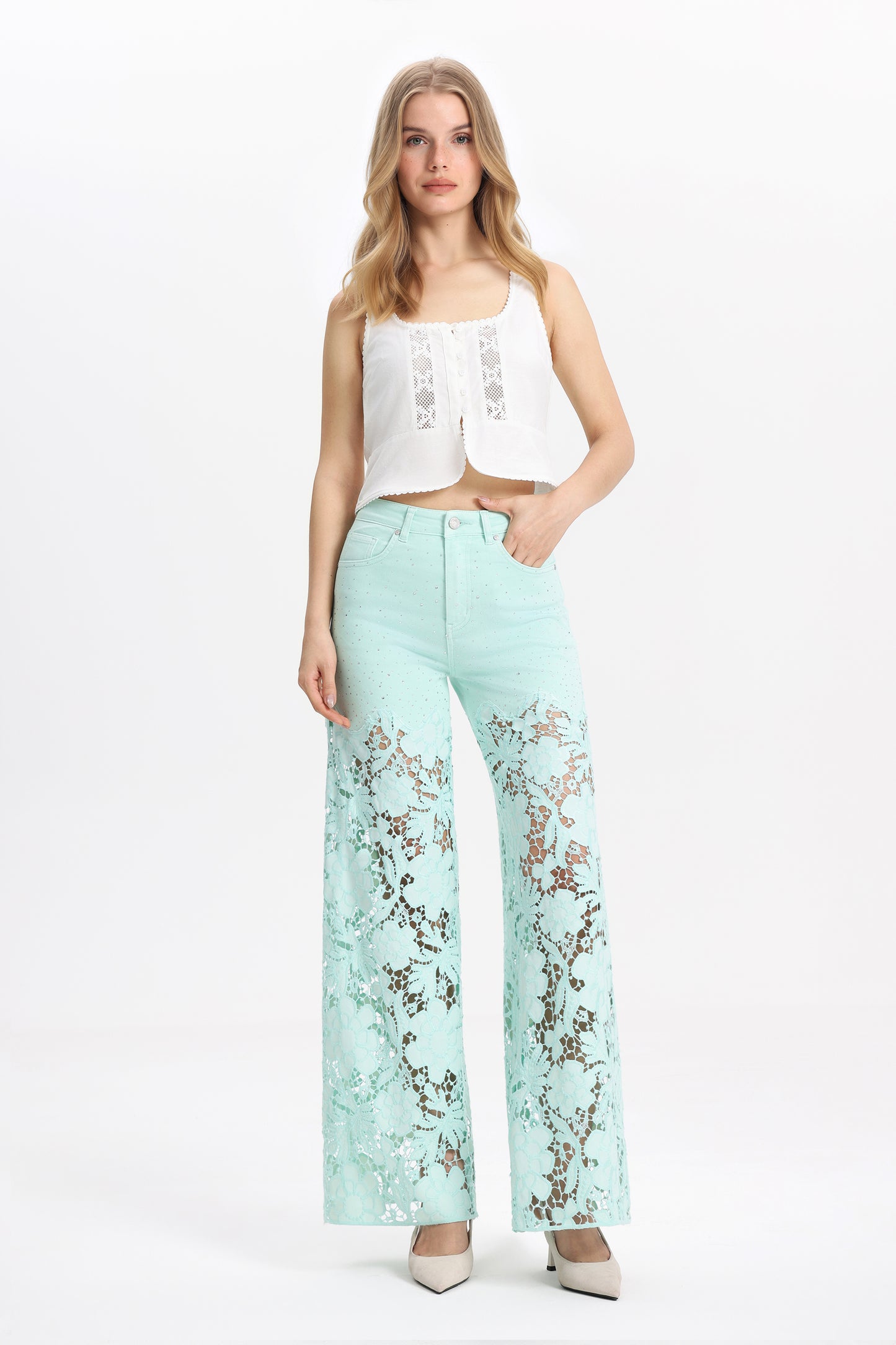 FLORA SUPER HIGH RISE WIDE LEG JEANS