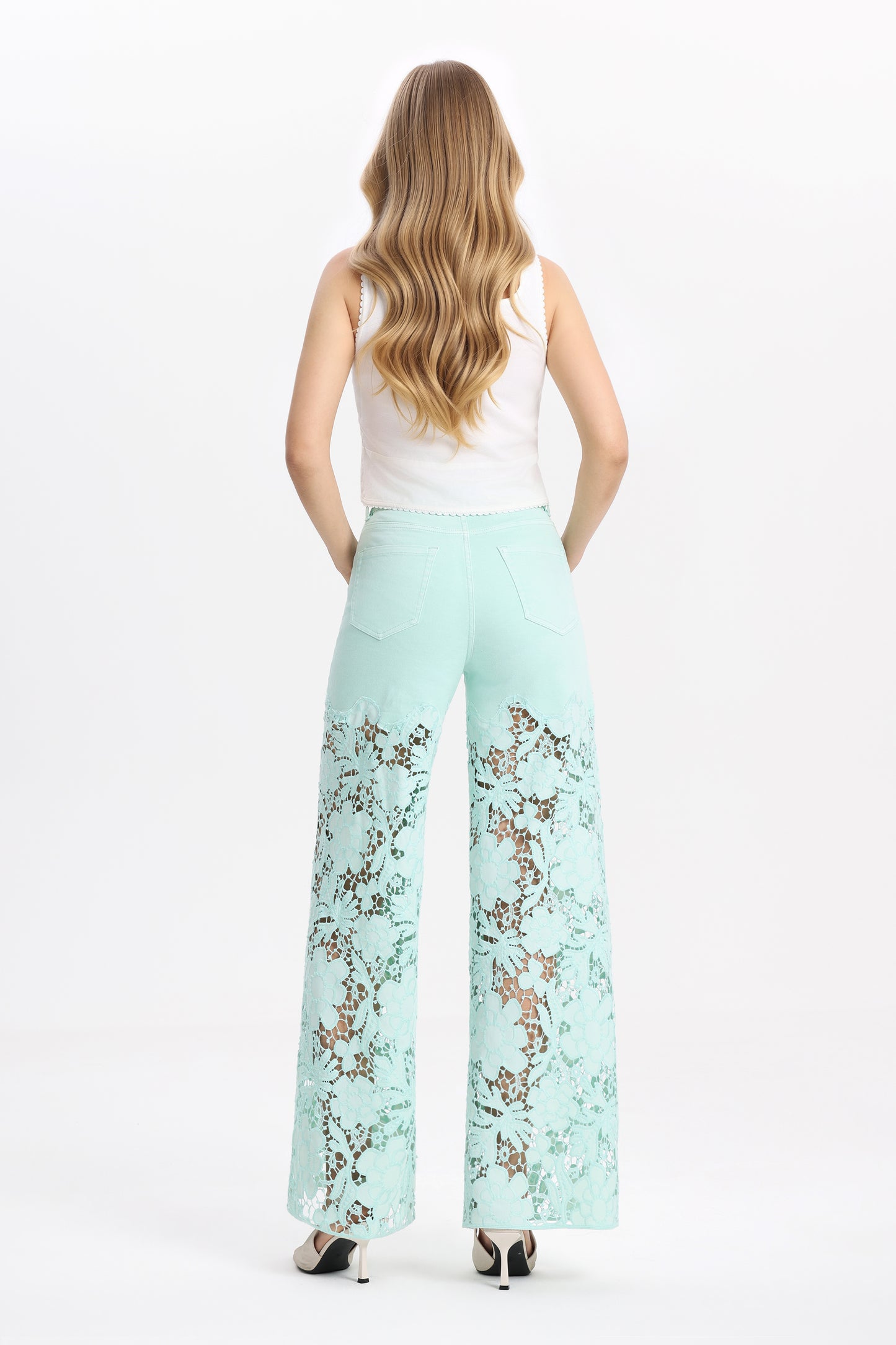 FLORA SUPER HIGH RISE WIDE LEG JEANS