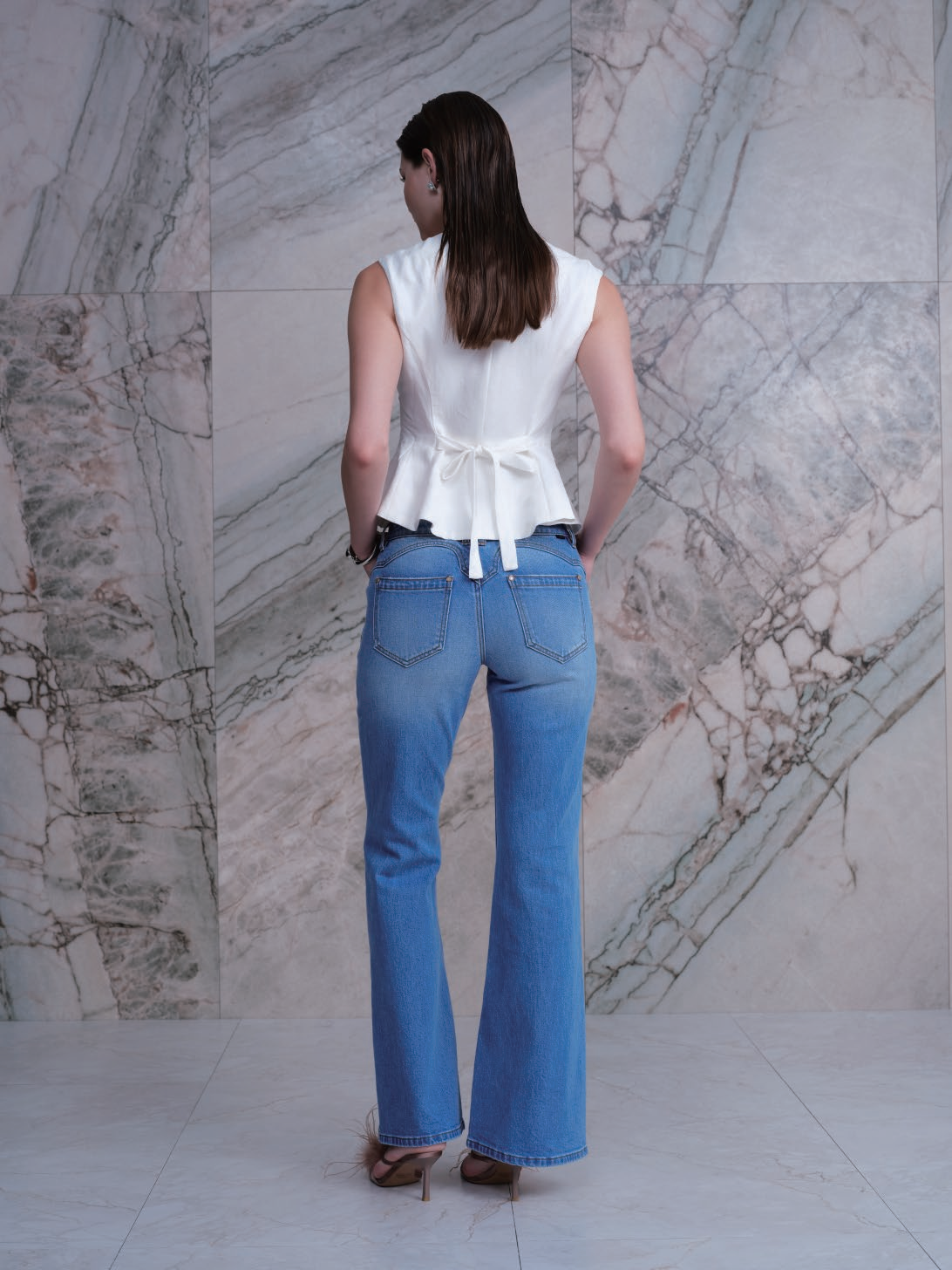 LOS ANGELES LOW RISE BOOTCUT FULL JEANS BYF1245