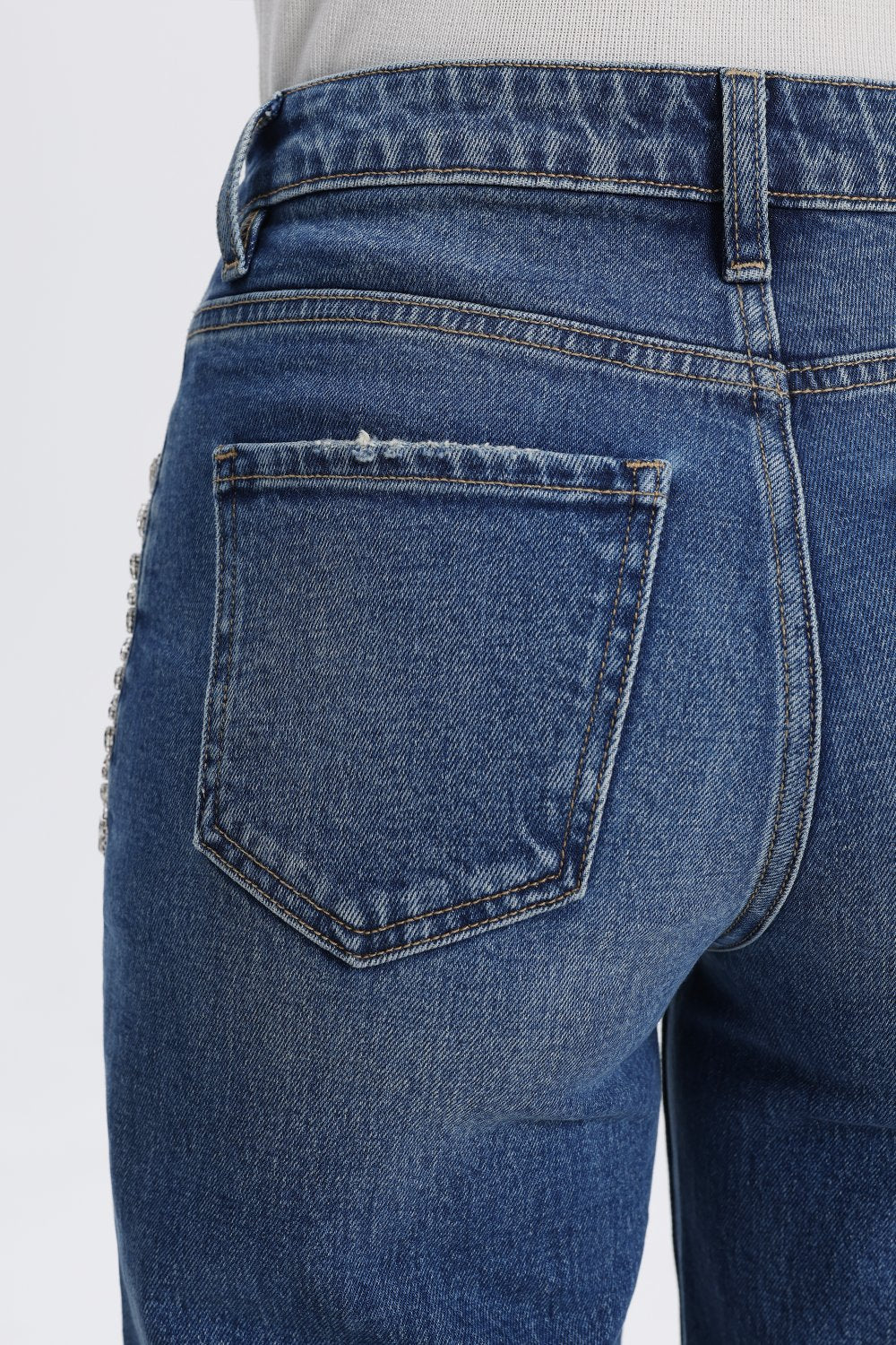 HONG KONG HIGH RISE RELAXED STRAIGHT TALL JEANS BYT5351