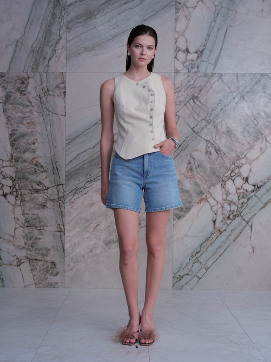 MIAMI SUPER HIGH RISE A LINE DENIM SHORTS BYH6156