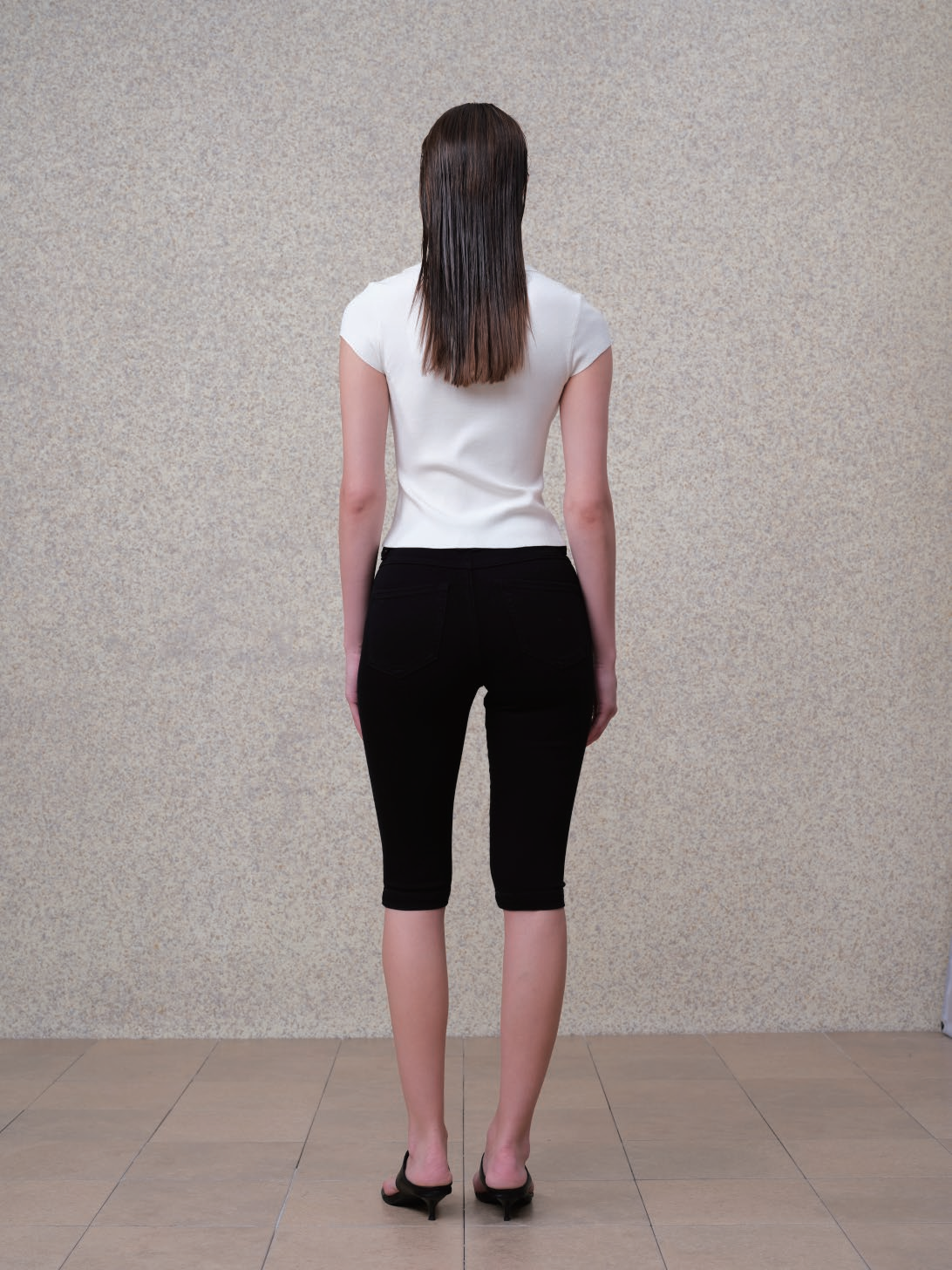 VIENNA HIGH RISE SKINNY CAPRI JEANS BYS2154