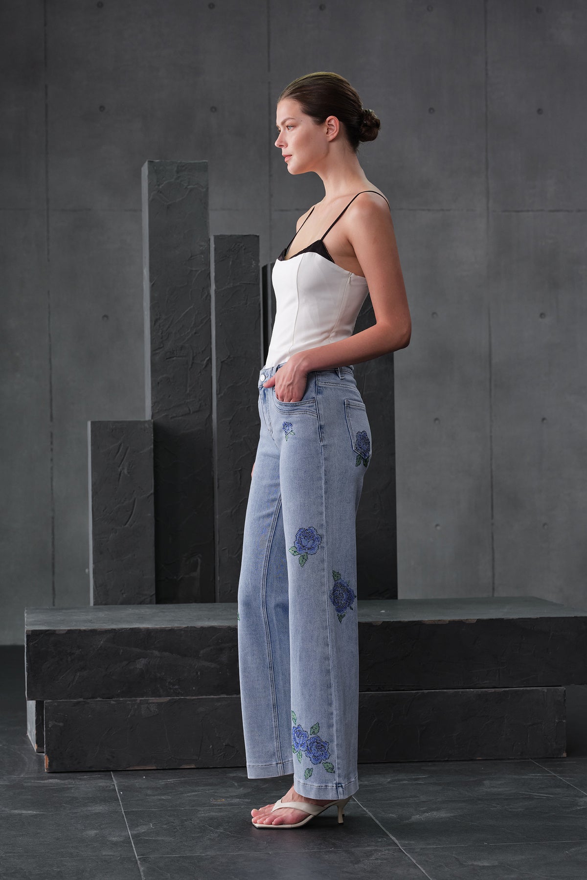 NEW YORK M-HIGH RISE WIDE LEG FULL JEANS BYW8424