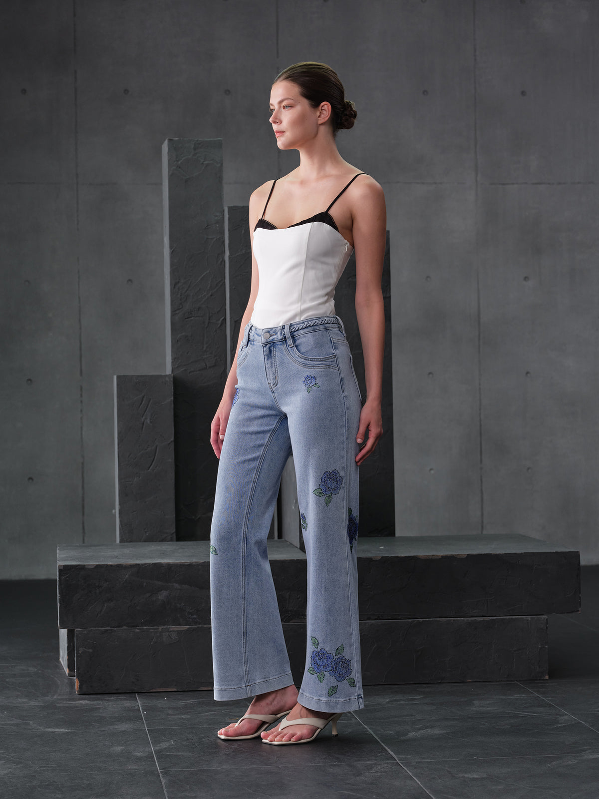 NEW YORK M-HIGH RISE WIDE LEG FULL JEANS BYW8424