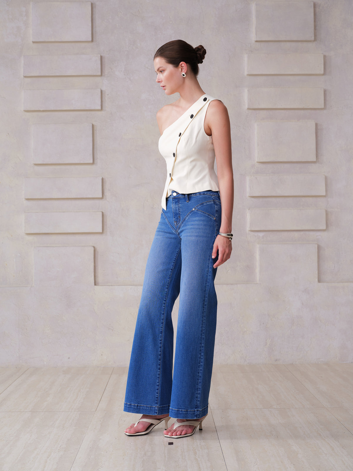 NEW YORK M-HIGH RISE FLARED WIDE LEG FULL JEANS BYW8406