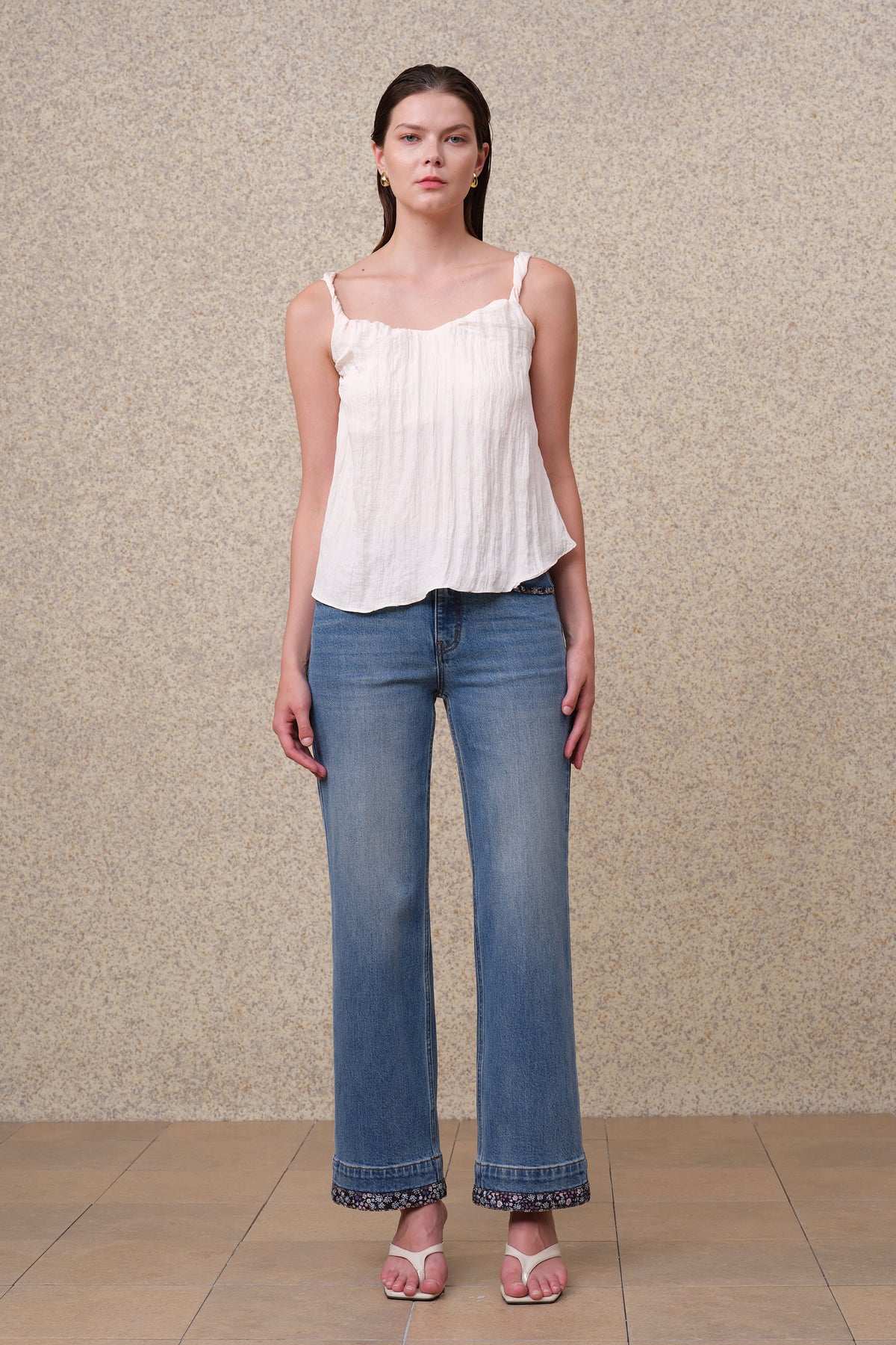 HONG KONG M-HIGH RISE ANKLE CUFFED STRAIGHT JEANS BYT5354