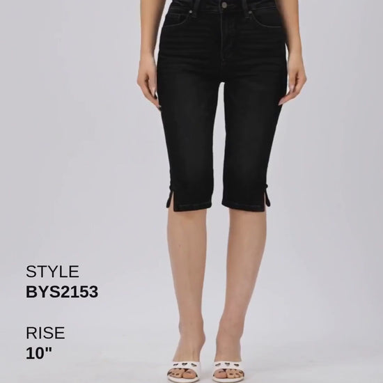 MID RISE SKIMMER CAPRI Fashion Product Video CUT