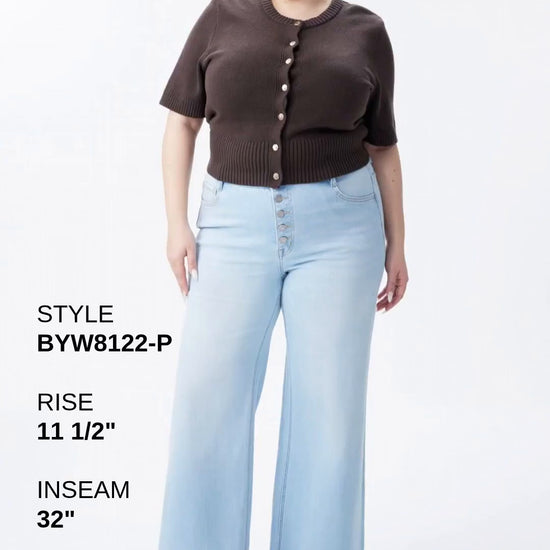 PLUS MID RISE WIDE LEG Fashion Product Video