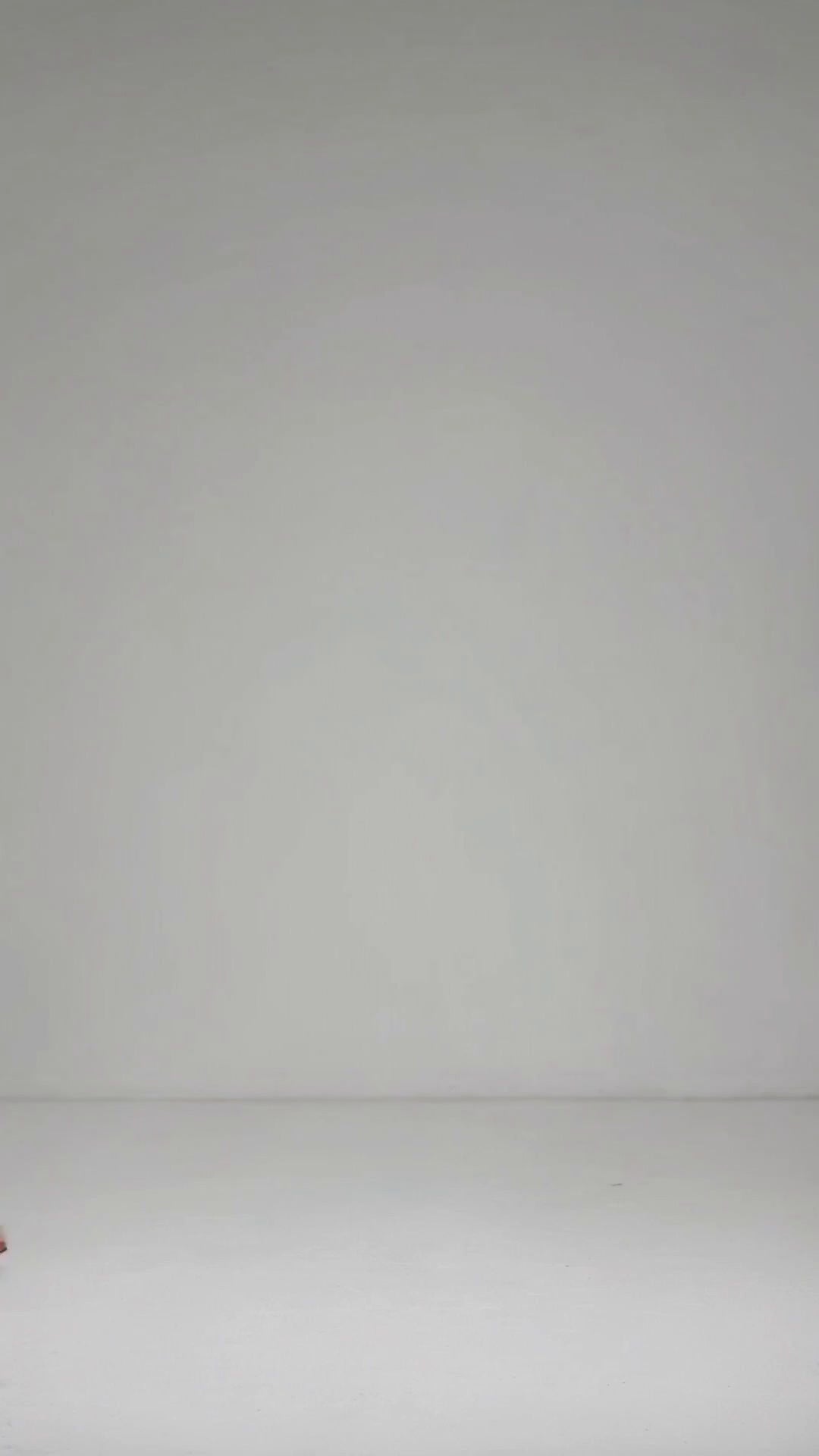NEW YORK BYW8401 Fashion Product Video