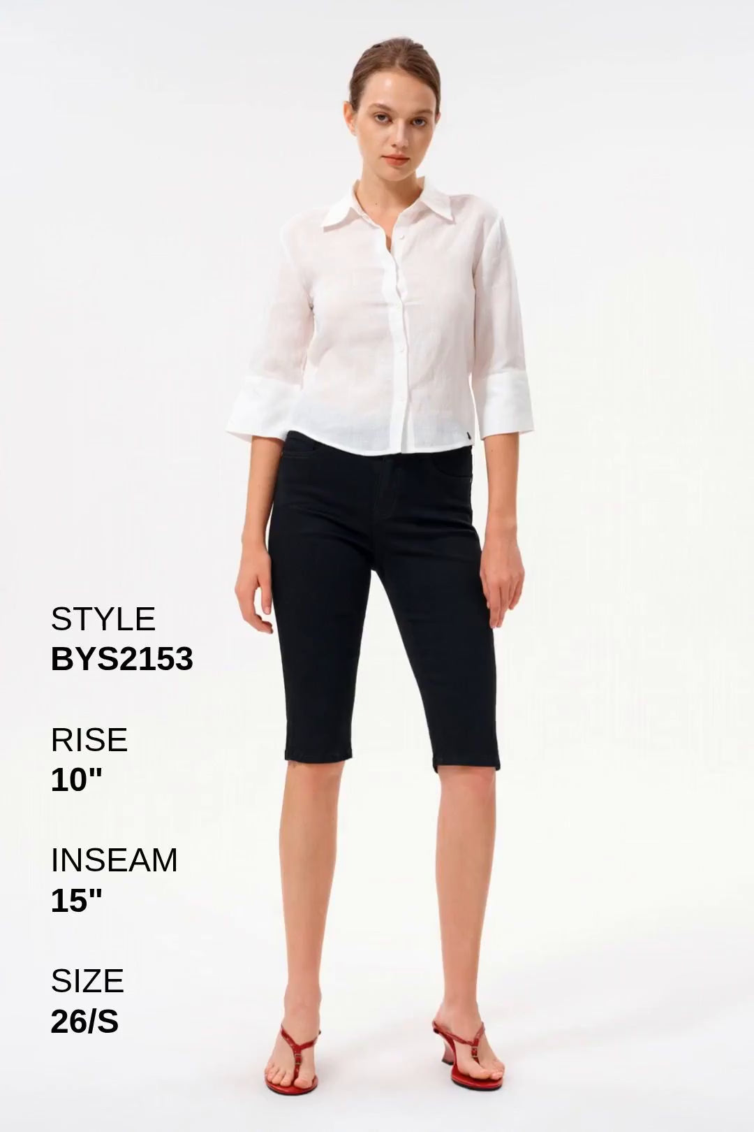 MID RISE SKIMMER CAPRI Fashion Product Video