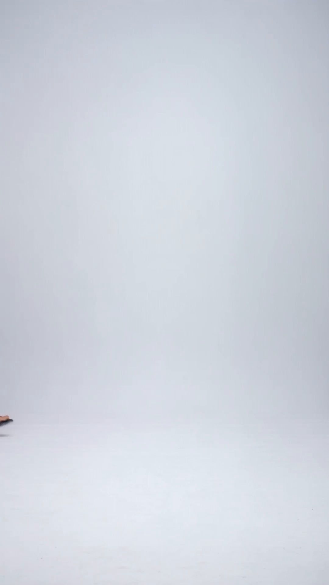 NEW YORK HIGH RISE WIDE LEG Fashion Product Video