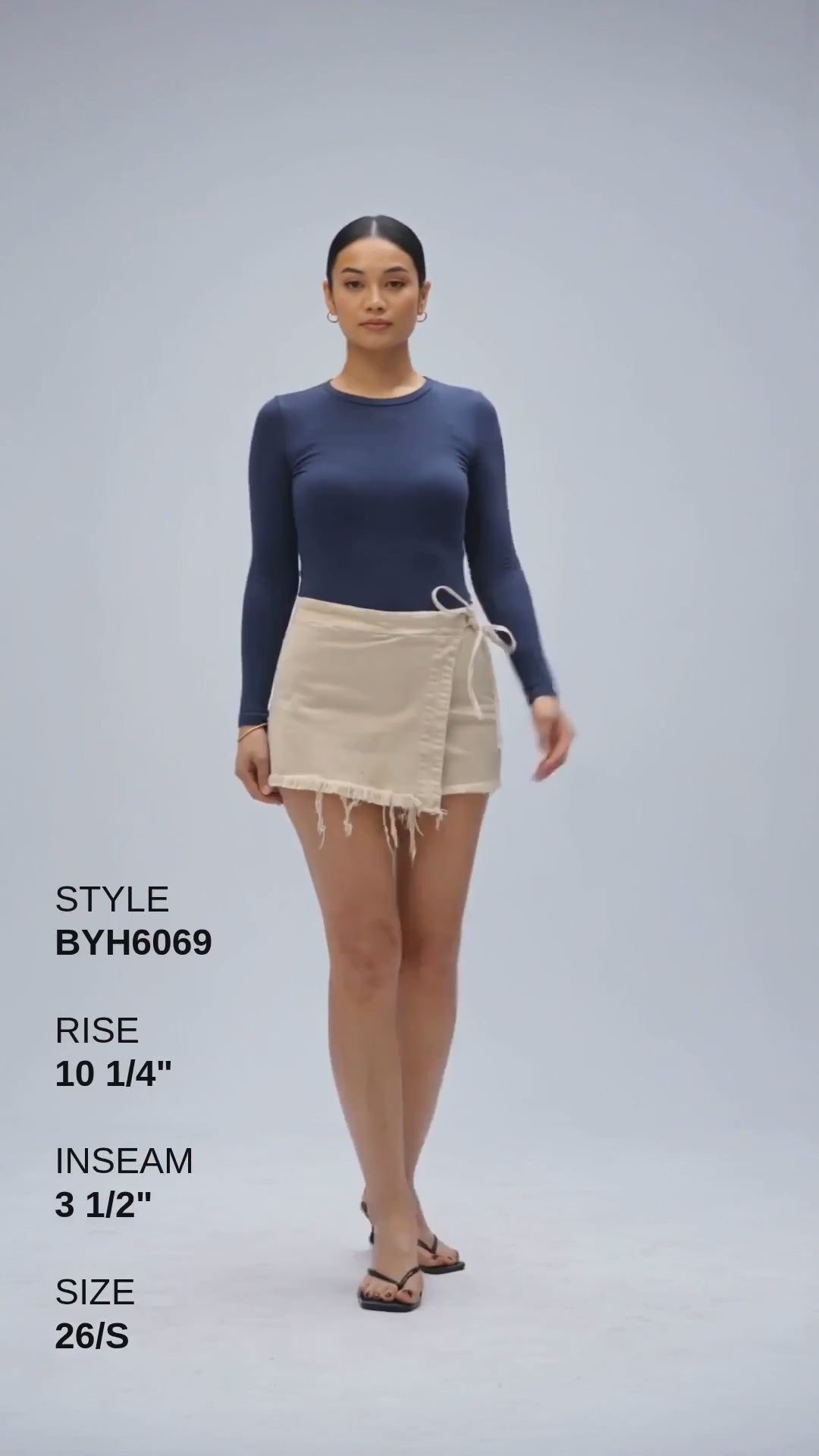 HIGH RISE SHORT CULOTTES Fashion Product Video CUT