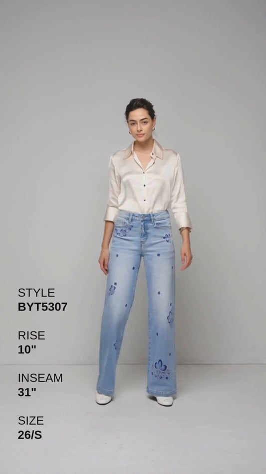MID RISE STRAIGHT Fashion Product Video CUT