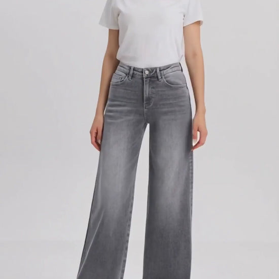 MID RISE WIDE LEG Fashion Product Video CUT