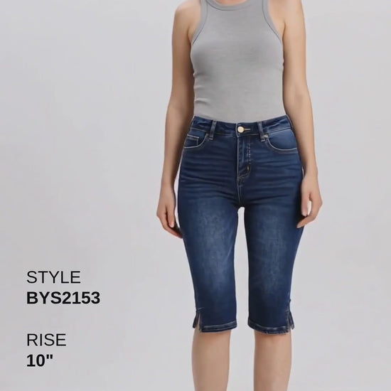 MID RISE SKIMMER CAPRI Fashion Product Video CUT
