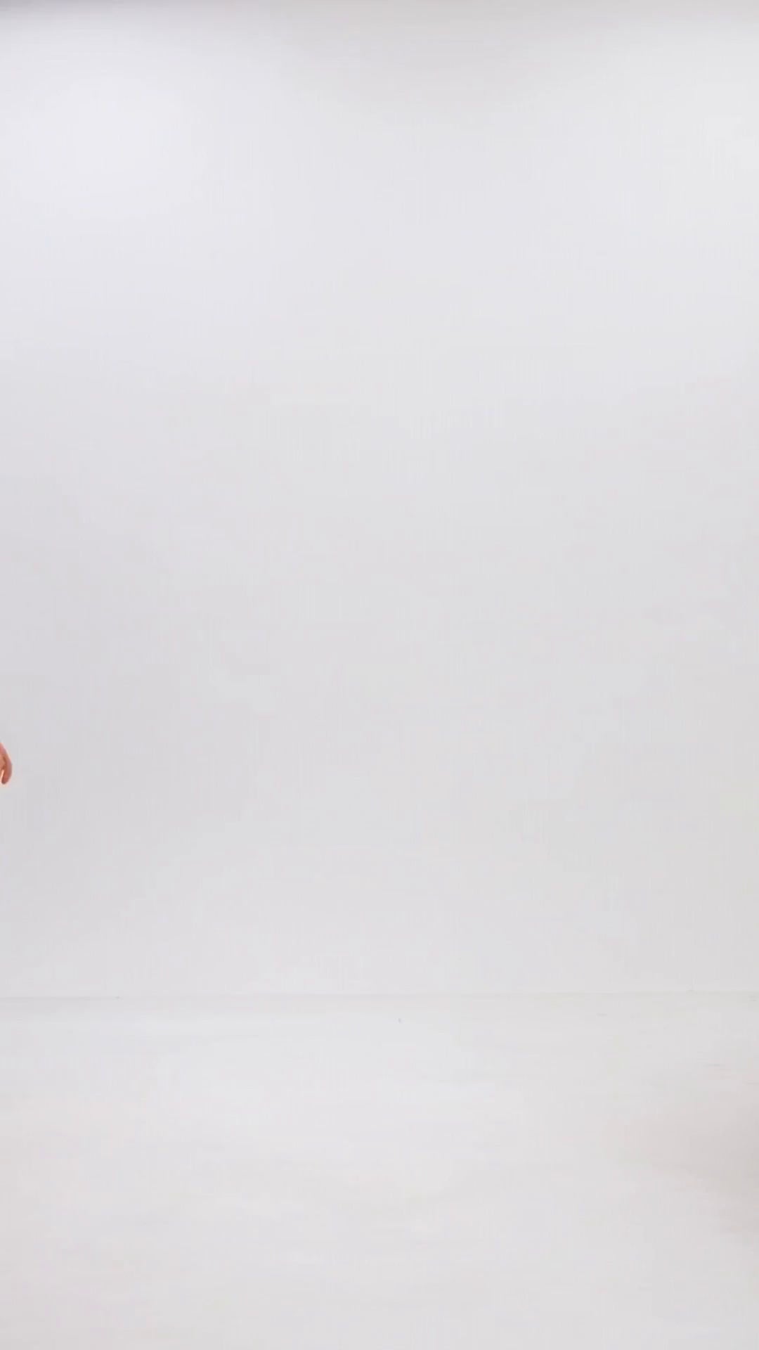 PARIS HIGH RISE STRAIGHT Fashion Product Video