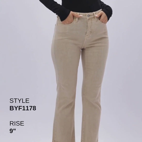 MID RISE BOOTCUT Fashion Product Video CUT