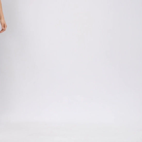 MID RISE SKIMMER CAPRI Fashion Product Video