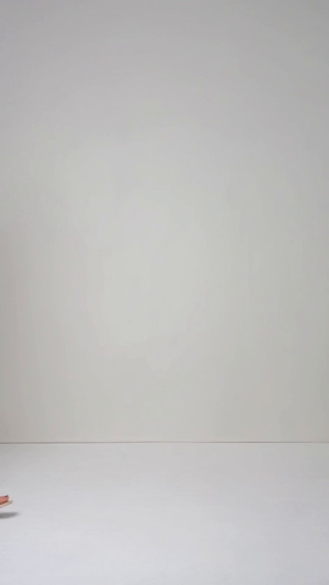HONG KONG BYT5170 Fashion Product Video