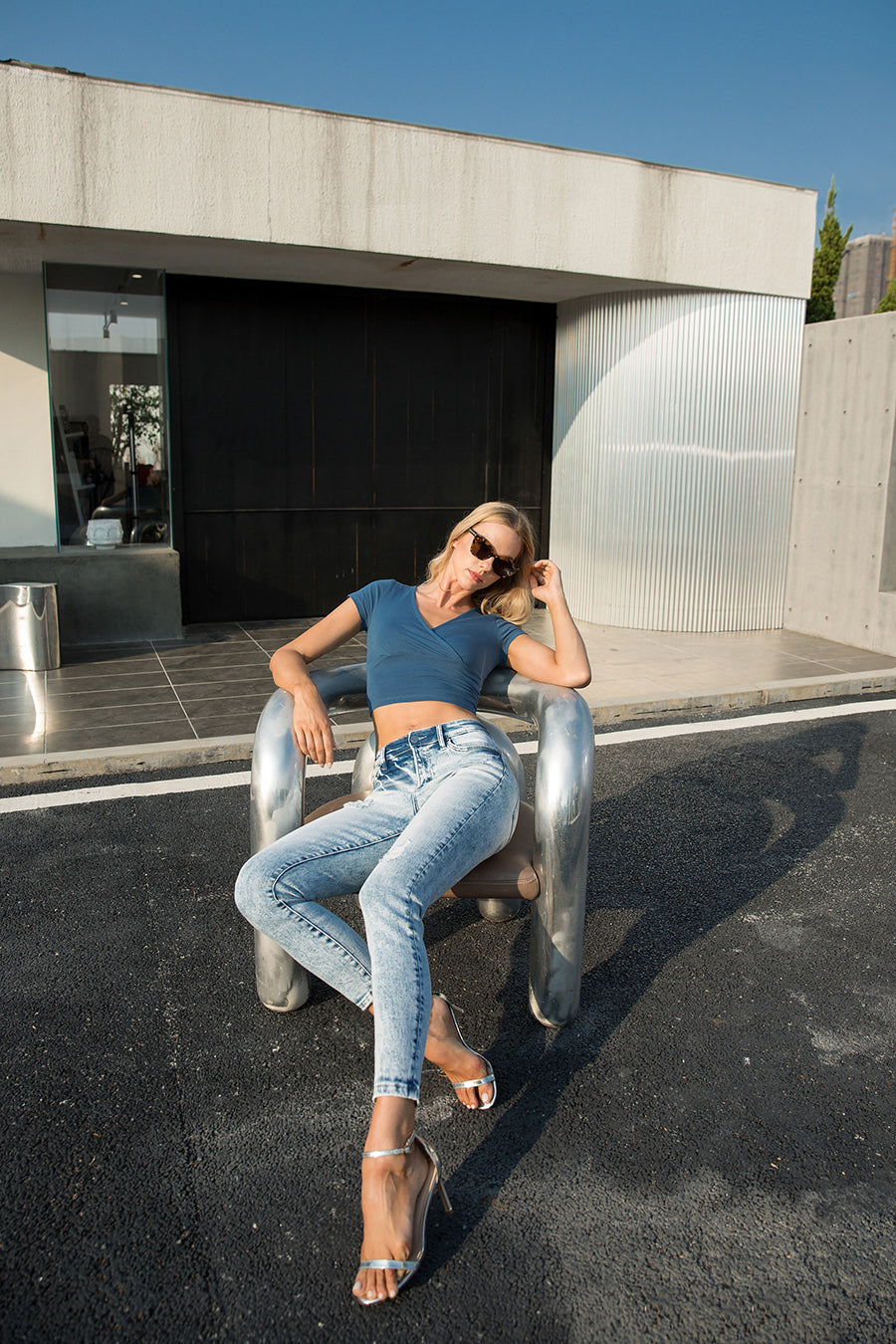 MID RISE ANKLE SKINNY